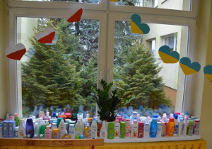 Zbiórka produktów dla ukraińskich dzieci.